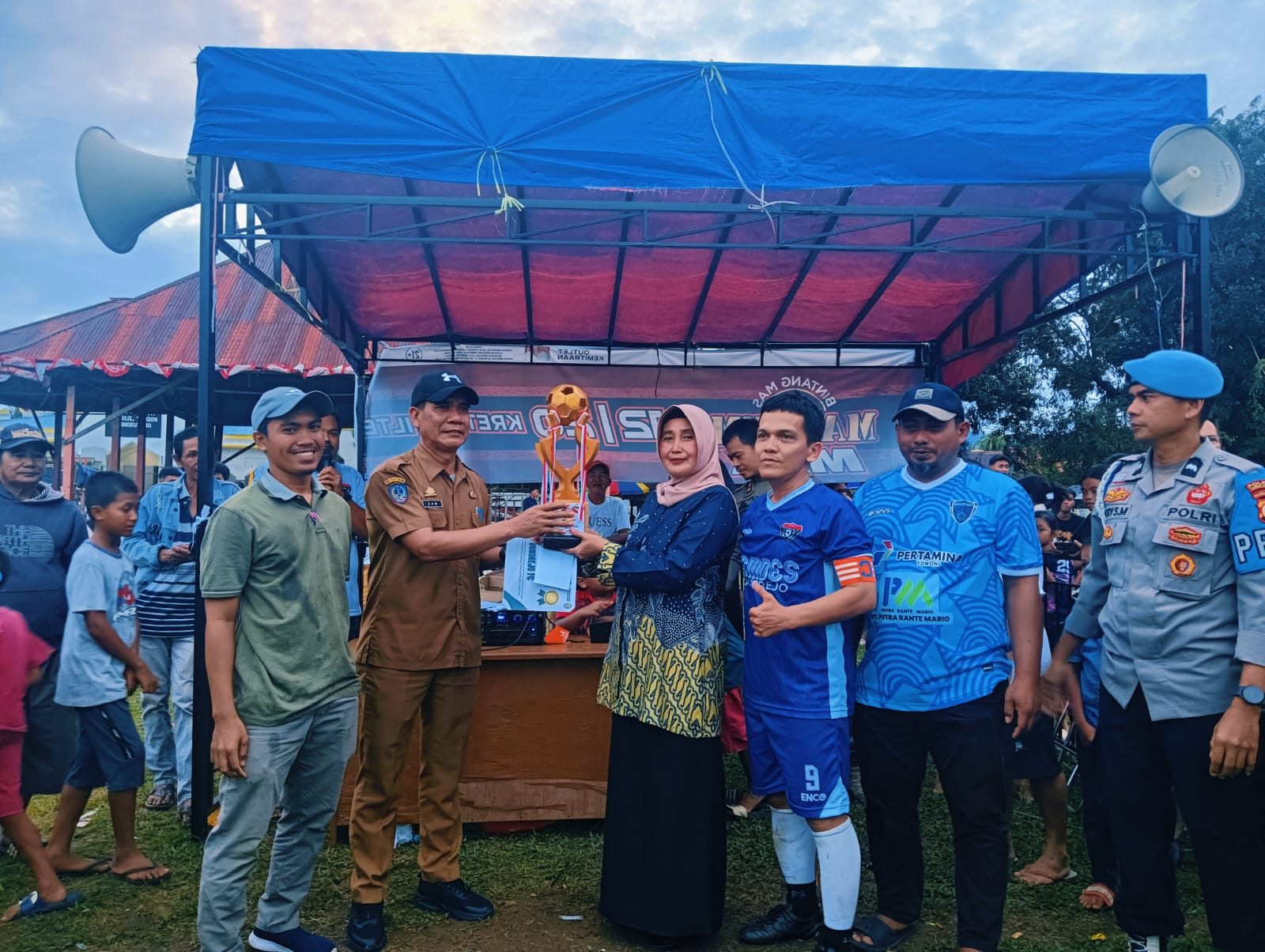 Final Turnamen Sepak Bola Tingkat Kecamatan Diraih Wonorejo MC Sebagai Juara 1
