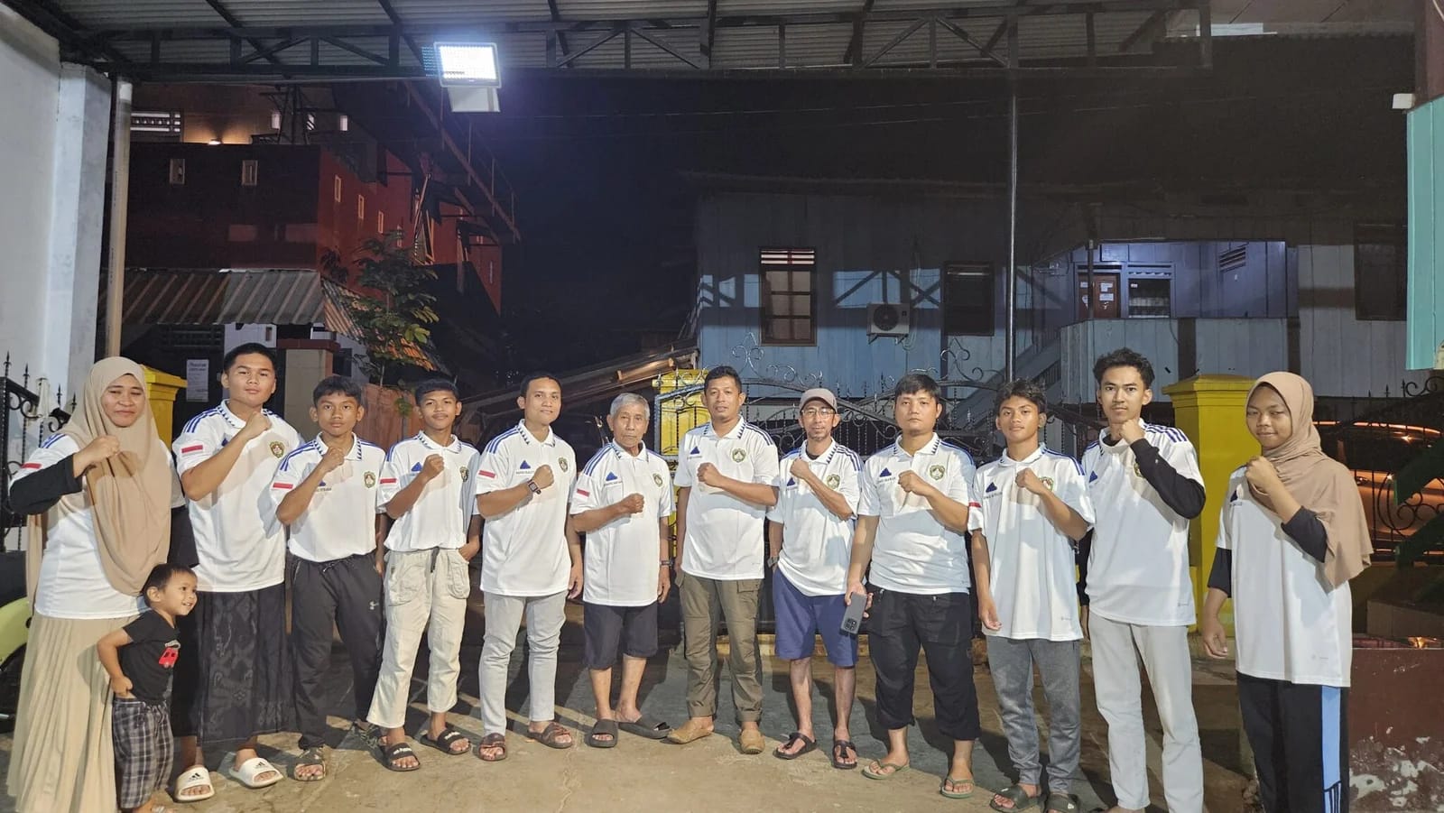 Anggota DPRD Luwu Timur Dukung Atlet Tinju di Kejuaraan Terakbar Sulsel