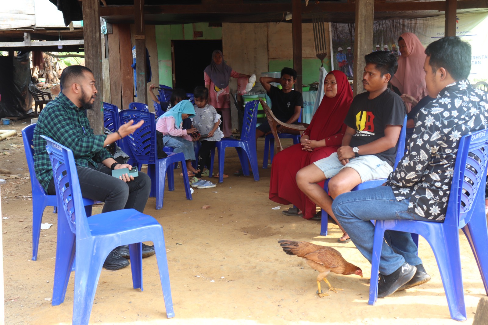 Verifikasi Langsung di Lapangan, Bawaslu Uji Keabsahan Data Pemilih di Desa Pongkeru