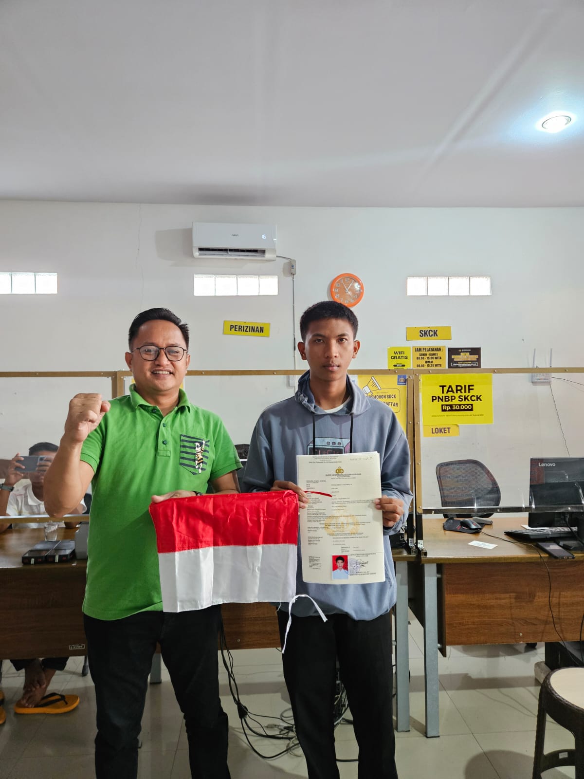 BANGKITKAN NASIONALISME POLRES PALOPO LAKUKAN INI SAAT URUS SKCK