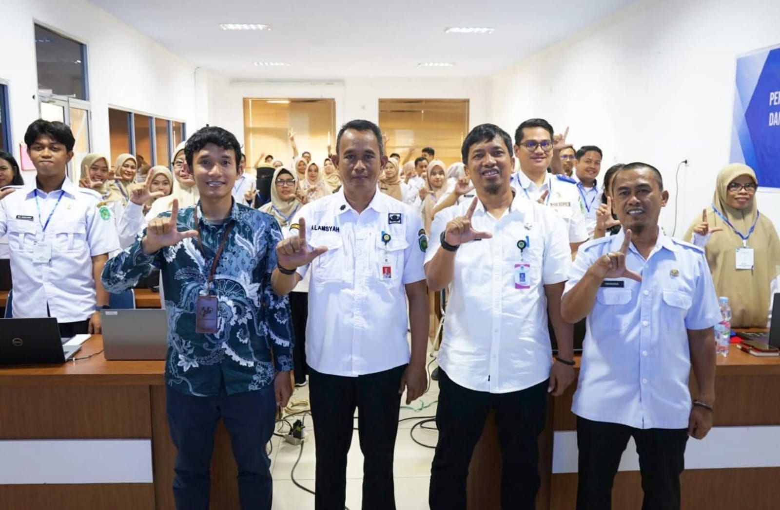 Pemkab Lutim Gelar Pembinaan Statistik Sektoral dan Coaching Portal Satu Data