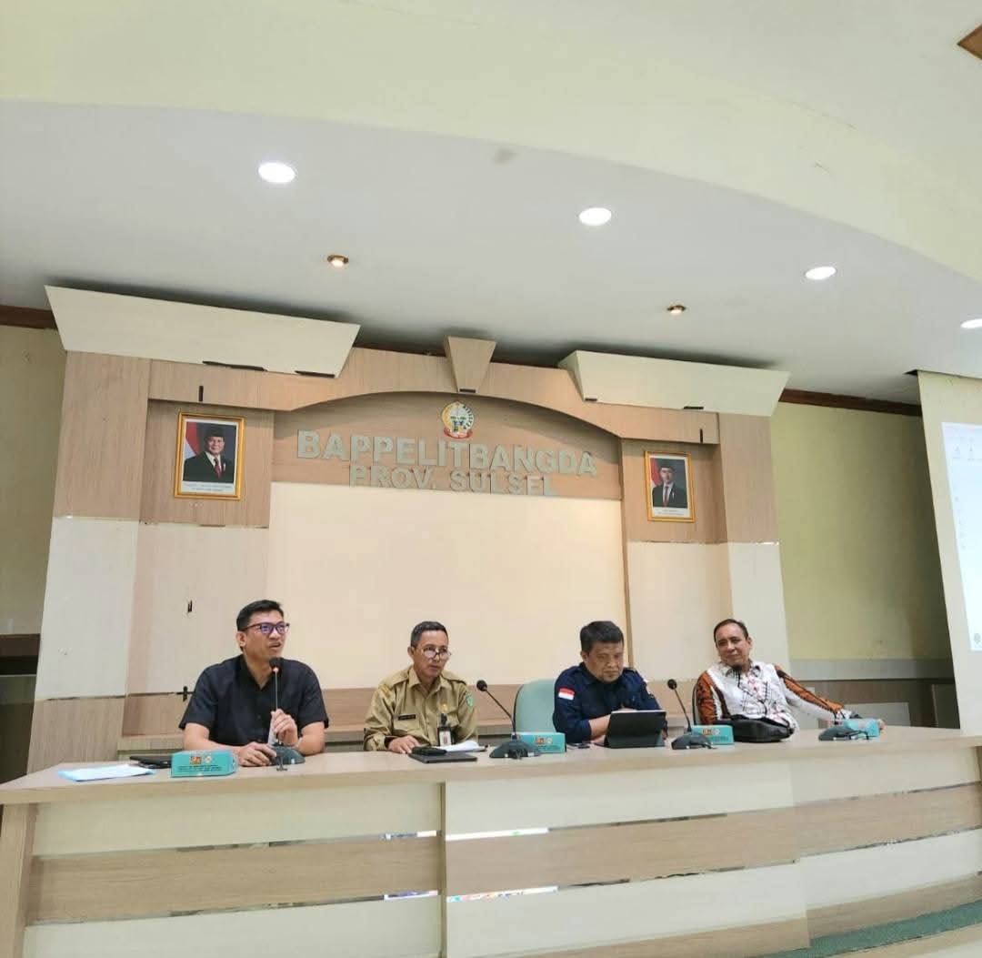 Sarkawi Anggota DPRD Lutim Pimpinan Pansus RPJMD Hadiri Rapat Tahapan Akhir Evaluasi RPJMD LUWU TIMUR Periode 2025-2029