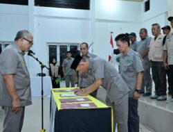 Asisten Pemerintahan dan Kesra Saksikan Pelantikan Pengurus RAPI Wilayah 23 Lutim