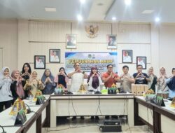 Sarkawi Hamid Bersama Asisten III Setda dan Sekwan Hadiri pemusnahan Arsip