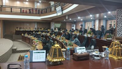 Wahidin Wahid Hadiri Penyerahan Ranperda Tahap III Tahun 2025 dan Pembentukan Pansus DPRD Luwu Timur