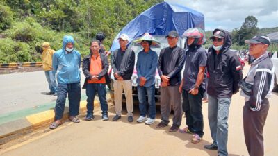 Aliansi Masyarakat Korban MFO PTVI Gelar Aksi di Pertigaan Enggano