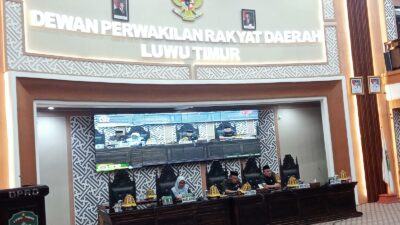 Lima Ranperda Strategis Dibahas, Wakil Bupati Luwu Timur Hadir di Paripurna DPRD