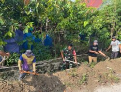 Koramil 1403-14/Mangkutana Laksanakan Karya Bakti Bersama Masyarakat Desa Wonorejo