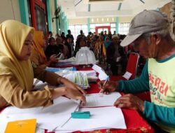 Kartu Lansia di Libukan Mandiri, Momen Haru dan Harapan Baru untuk 73 Penerima