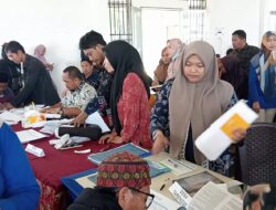 Kartu Lansia Mulai Disalurkan di Wotu, Pemkab Luwu Timur Tekankan Transparansi dan Ketepatan Data