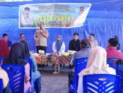 Wakil Ketua II DPRD Luwu Timur, Hj. Harisah Suharjo Hadiri Pesta Panen di Desa Tawakua