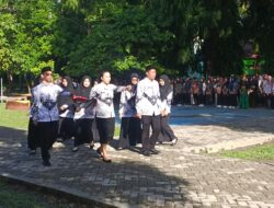 Peringatan Hari Guru Nasional di SMP Negeri 1 Tomoni Berlangsung Khidmat