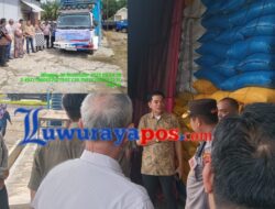 Launching Bantuan Pangan Tahap II Tahun 2025, Dilepas Langsung Wakil Bupati Luwu Timur, Komisi II DPRD Luwu Timur Wahidin Wahid Kemudi Mobil Pelepasan