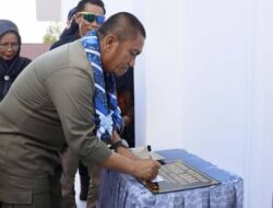 Resmikan Gedung Peasa Aroa, Bupati Irwan Tekankan Estetika Bangunan