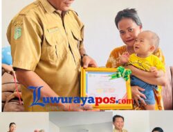 Bidan Desa Manggala Berikan Apresiasi bagi Bayi Tamat ASI Eksklusif dan Balita Tamat Posyandu