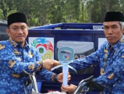Bupati Irwan Serahkan Berbagai Sarana dan Prasarana Pelayanan Publik