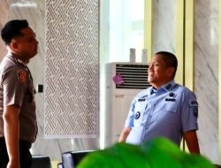 Bupati Irwan Lakukan Sidak, Tegaskan Disiplin ASN dan Penataan Barang Kantor