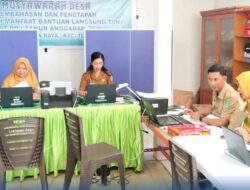 Teras Dukcapil Hadir di Desa Langkea Raya, Warga Antusias Manfaatkan Layanan Jemput Bola