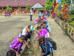 Jumat Bersih SDN 147 Wonorejo, Wujudkan Lingkungan Sekolah yang Aman, Nyaman, dan Asri