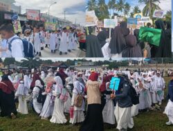 Pawai Meriah Sambut Ramadhan 1447 H di Kecamatan Tomoni