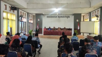 Rapat Persiapan Sambut Tim Safari Ramadhan di Kecamatan Mangkutana