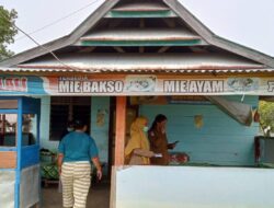 Tim PKM Mangkutana Turun Langsung Survei Lingkungan Warga Suspek Diare di Desa Teromu