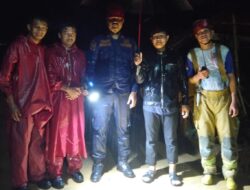 Rumah Warga di Balambano Roboh, Damkar Luwu Timur Sigap Lakukan Penanganan