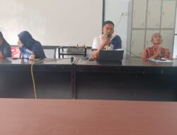 SMPN 1 Tomoni Bahas Pembagian Tugas Guru dan Program Pejuang Subuh dalam Rapat Koordinasi