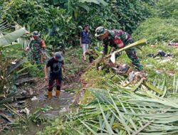 Gotong Royong Tanpa Batas, TNI dan Warga Bersihkan Perbatasan Desa Lagego–Desa Lauwo