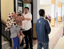 Anggota DPRD Luwu Timur Tunjukkan Kepedulian, Jenguk Pasien Anak di RSUD I Lagaligo