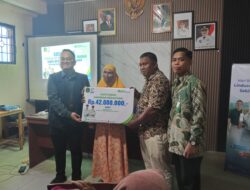 Pencairan Jaminan Kematian BPJS Ketenagakerjaan di Desa Mulyasri, Kades Serahkan Langsung Kepada Ahli Waris Ketua RT