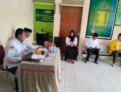 Tim Bimas Islam Kemenag Luwu Timur Monitoring Program Pembinaan di KUA Tomoni