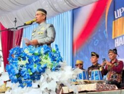 Kemenag Luwu Timur Hadiri Upacara Hardiknas 2026 di Lapangan GASWO Wotu