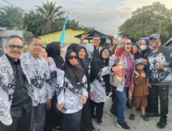 Antusias Penyambutan di Tiga Titik, Kepala SMPN 1 Tomoni Turut Hadir di Tarengge