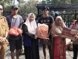 Hadir di Tengah Duka, Wabup Puspawati Serahkan Bantuan Korban Kebakaran di Angkona
