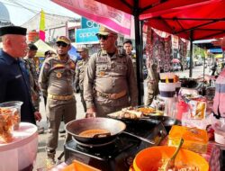 Kasatpol PP Luwu Timur Edukasi Pedagang UMKM di Anjungan Sungai Malili