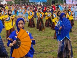 Tari Lipu Ajajiau Warnai Puncak HUT ke-23 Luwu Timur, Wujud Syukur dan Persatuan dalam Keberagaman