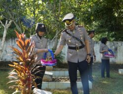 KAPOLRES LUWU TIMUR HADIRI ZIARAH ROMBONGAN DI TMP DALAM RANGKA HARI BHAYANGKARA KE-80