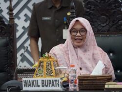 Wabup Puspawati Sampaikan Jawaban Bupati atas Pemandangan Umum Fraksi-Fraksi DPRD Lutim