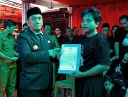 Lepas Kepergian Kades Rinjani, Bupati Irwan Pastikan Hak Ahli Waris Tersalurkan