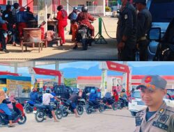 Satpol PP Kawal Antrean, Pengisian BBM Bersubsidi di SPBU Pancakarsa Dibatasi Rp. 400.000/ Kendaraan Roda Empat