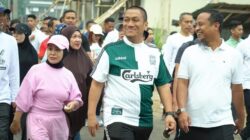 ‎Bersama Gubernur, Bupati Ibas Jalan Santai “Anti Mager” di HUT Torut