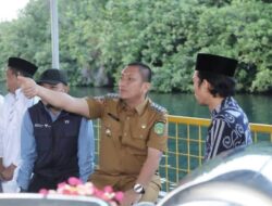 Bupati Irwan Dampingi Ustadz Abdul Somad Nikmati Pesona Danau Matano