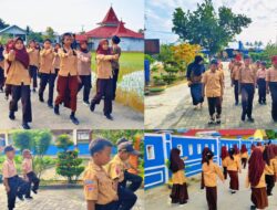 Semangat HUT RI ke-81, SDN 180 Tampak Siring Siapkan Tim Gerak Jalan Meski Keterbatasan Siswa