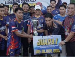 Damkar Juara, Bupati Irwan Ikut Cetak Gol Warnai Final Turnamen Antar-OPD Lutim