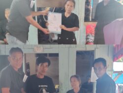 Pemdes Rante Mario Serahkan Akta Kematian dan Bantuan BKK kepada Keluarga Almarhum Angkana