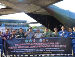 Kapolda Sulsel Hadiri Pelepasan Bantuan Kemanusiaan Forkopimda Sulsel untuk Korban Gempa NTT