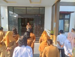 Sekcam Angkona Pimpin Apel Pagi, Tekankan Disiplin dan Tanggung Jawab Aparatur