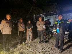 Kapolres AKBP Ario Putranto Turun Langsung ke Lokasi TKP Penikaman di Pantai Seta-Seta Untuk Memberikan Rasa Aman Kepada Masyarakat