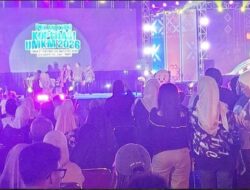 Ratusan Warga Joget Bareng di Lomba Sambung Lirik, Bupati Irwan Larut Sapa Warga di Sorowako